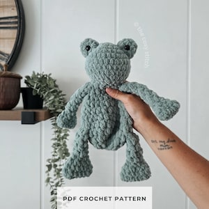 Crochet Frog Snuggler Pattern | Woodland Amigurumi | PDF Instant Download