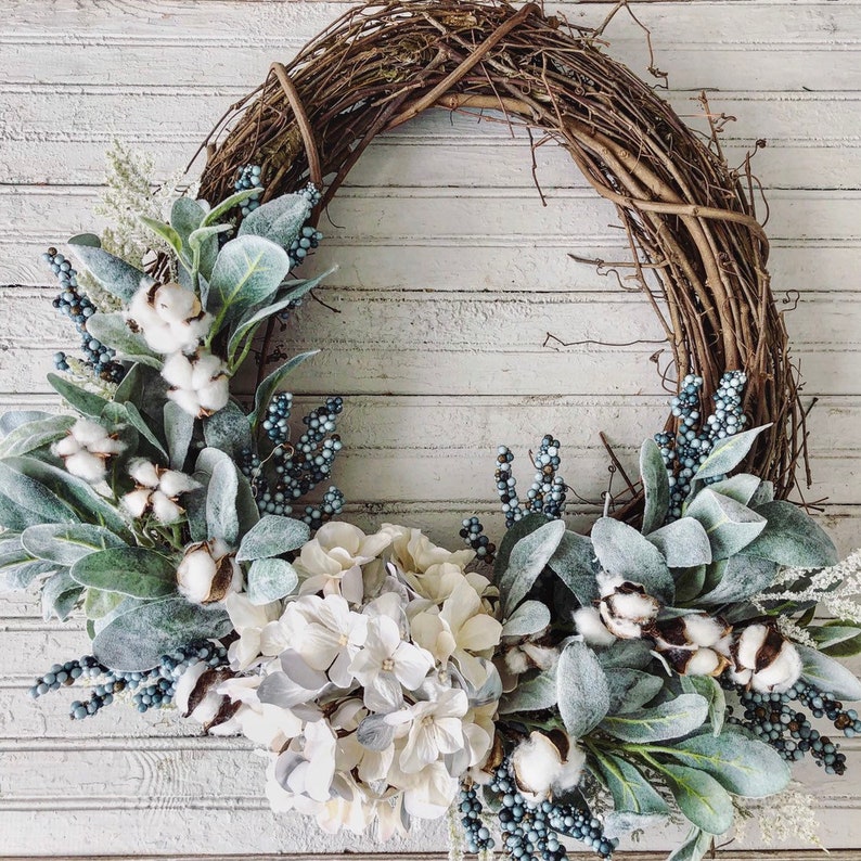 Winter Lambs Ear Wreath, Christmas Decor, Christmas Wreath, Farmhouse Wreath, Hydrangea Wreath, Front Door Wreath, Rustic Wreath, Home Decor image 2