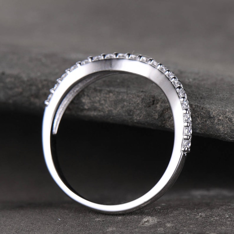 Curve Wedding Band Plain Gold Band Unique Wedding Ring Chevron Etsy