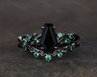 Gothic Black Gold Black Onyx Engagement Ring Art Deco Branch Design Leaf Emerald Wedding Ring Coffin cut Ring Unique Bridal Ring Set