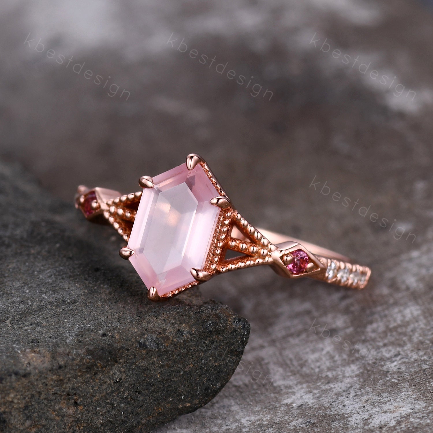 Retro Long Hexagon Rose Quartz Ring Vintage Rose Gold Retro Long Hexagon Rose Quartz Ring Vintage Rose Gold