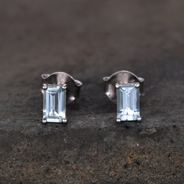 Honey Stud Aquamarine main image 1