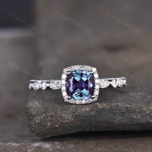 Art Deco Alexandrite Engagement Ring Cushion cut Ring Dainty Women Silver Wedding Ring Moissanite Halo Ring Promise Ring Anniversary Gift