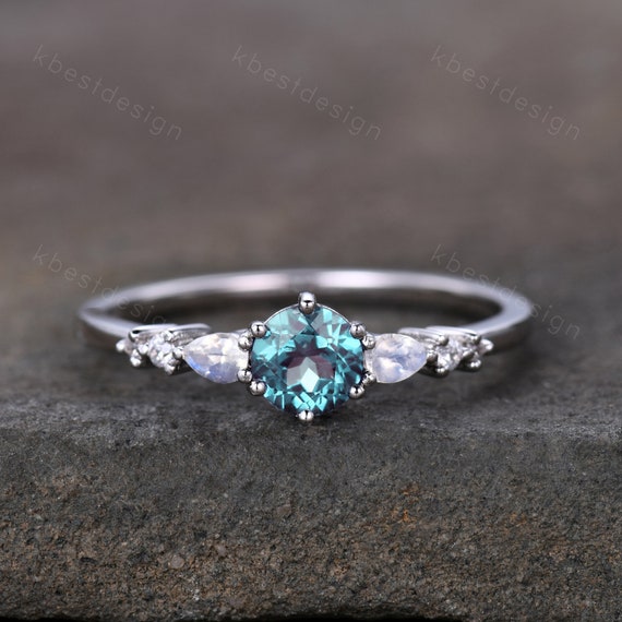 Dainty Alexandrite Engagement Ring Unique Pear Shaped Moonstone Bridal Wedding Ring June Birthstone Ring Sterling Silver Ring Promise Ring Etsy Denmark
