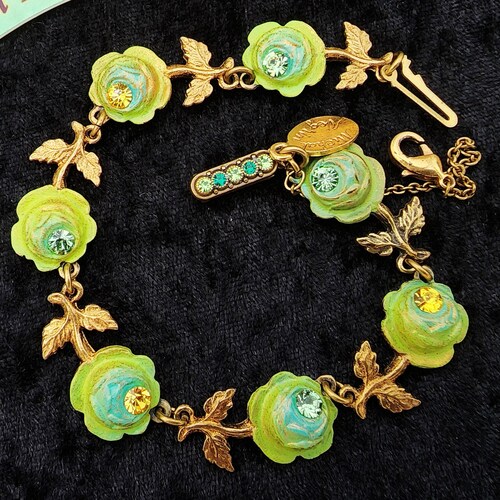 Michal Negrin Roses Bracelet Victorian shops Crystal Flowers Links Antique Edwardian Retro Vintage Boho Floral Rhinestones Jewelry Green Pink Red