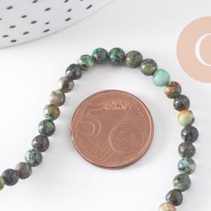 Perle turquoise africaine naturelle 4mm, x1 fil de 38cm (G1544)