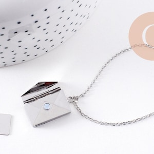 Locket envelope pendant necklace with customizable card, 304 stainless steel, platinum finish, x1 (G10203)