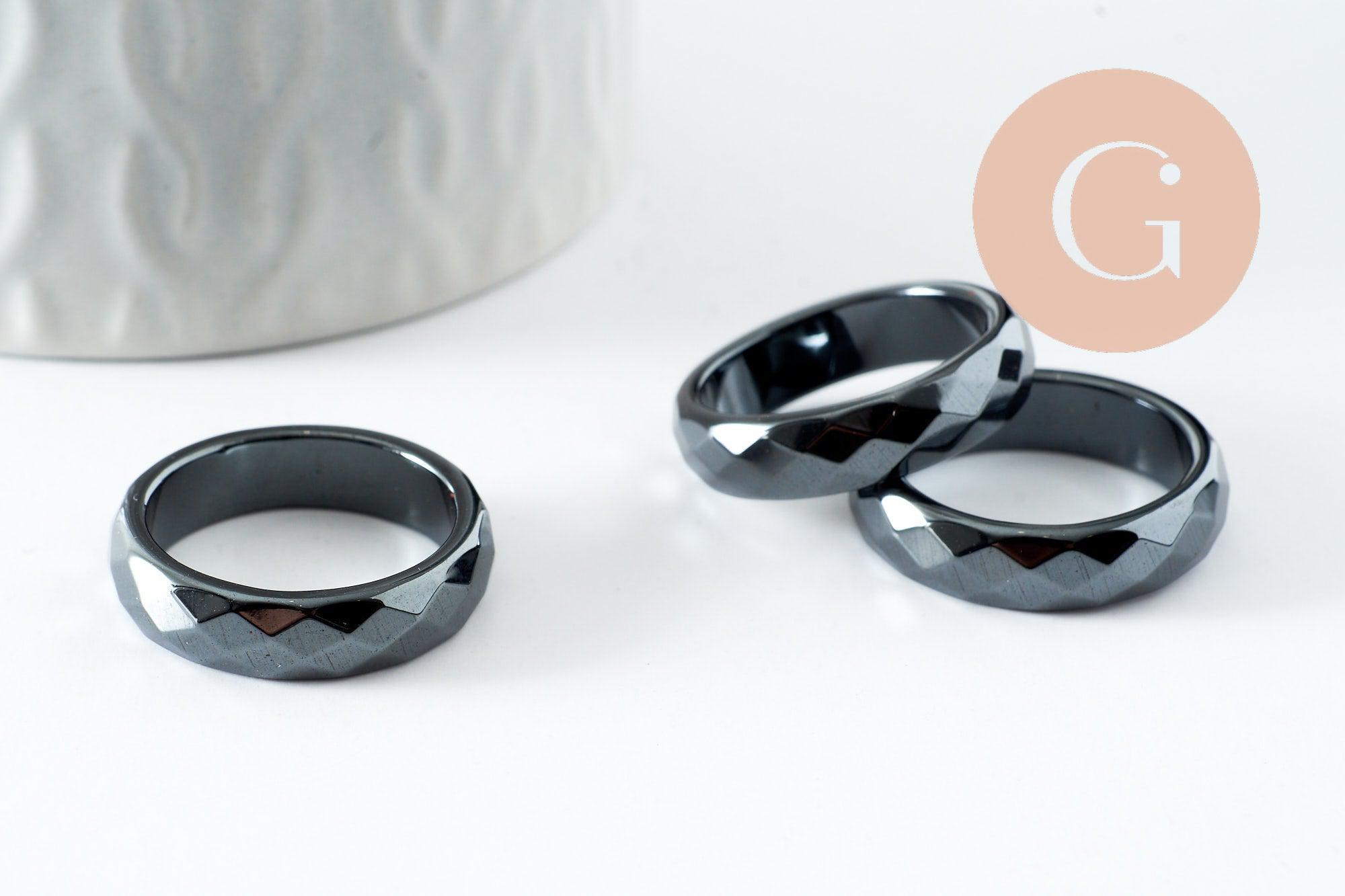 Bague En Or 18 Carats Jaune Avec Hématite Noire - Poids 3.34 G - Taille 54 - Occasion