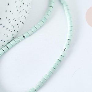 Natural light green dyed agate heishi tube bead 4mm, natural stone, 38cm strand, x1 (G5824)
