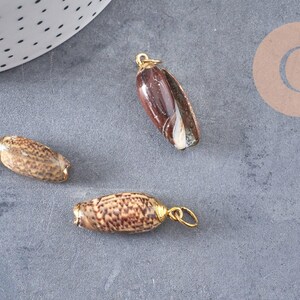 Natural shell pendant, golden spiral, creative supplies, golden, jewelry creation, shell jewelry, gold shell, 21-31mm G5131