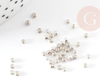 Small shiny metallic silver seed beads, 2mm, x 10g (G2401)