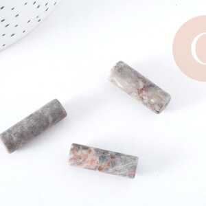 5 Röhrenperlen aus natürlichem beigefarbenem Jaspis, 27 mm, x5 (G8288)