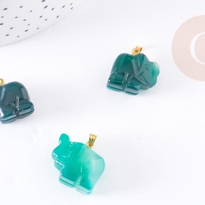 Green agate elephant pendant gold support, green natural agate stone pendant, natural stone, 18.5mm, x1 (G3902)