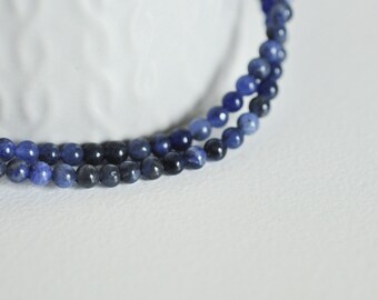 Perles sodalite marbrée ,sodalite bleue,pierre naturelle,perles pierre, bijou pierre,fil de 38 cm,4mm-G0513