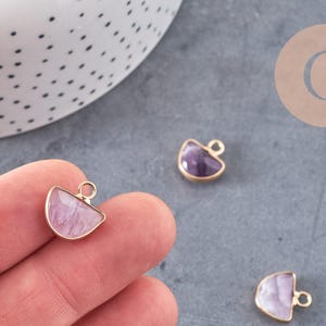 Pendentif lune améthyste,pendentif bijoux,pendentif pierre, pierre naturelle,amethyste naturelle,pendentif pierre,13.5mm x1 -G6309