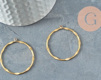 Twisted raw brass round pendant, A raw brass charm for brass jewelry making, 24mm, X2 (G3212)