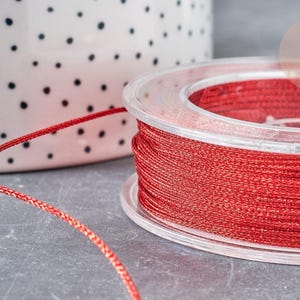 Cordon rouge métalisé tressé cuivre polyester 1mm, x1 mètre (G8175)