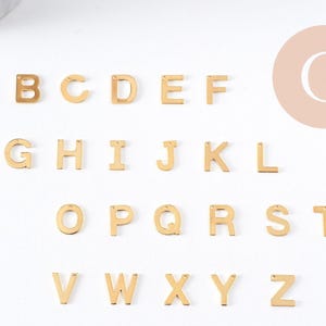 Gold-plated stainless steel initial letter pendant, 10mm, x1 (G3071)