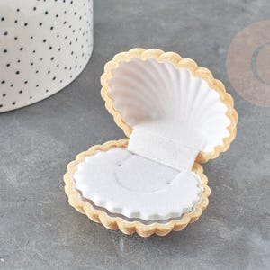 Ecrin bijou coquillage Velours jaune moutarde 3.5x3.8cm, x1 (G5097)