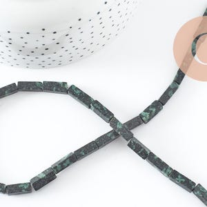Collana rettangolare in diaspro nero e verde naturale, 1 filo da 40 cm (G2353)