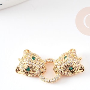 Leopard Connector Anhänger, 18 Karat vergoldetes Messing und Zirkonia, 27 mm, x1 (G5719)