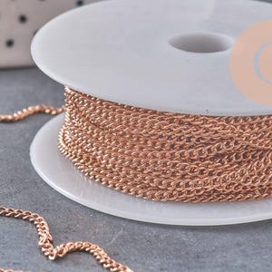 Flache Kette aus Edelstahl 304, roségoldfarben, Schutzart IP, 2,5 x 2 mm, 1 Meter (G10878)