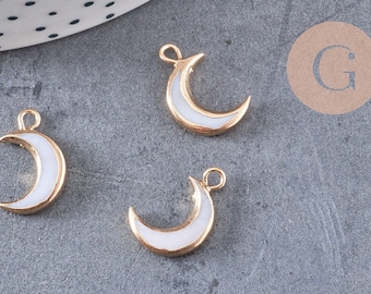 Moon charm, natural white mother-of-pearl, gold-plated brass, 16.5mm, x1 (G2870)