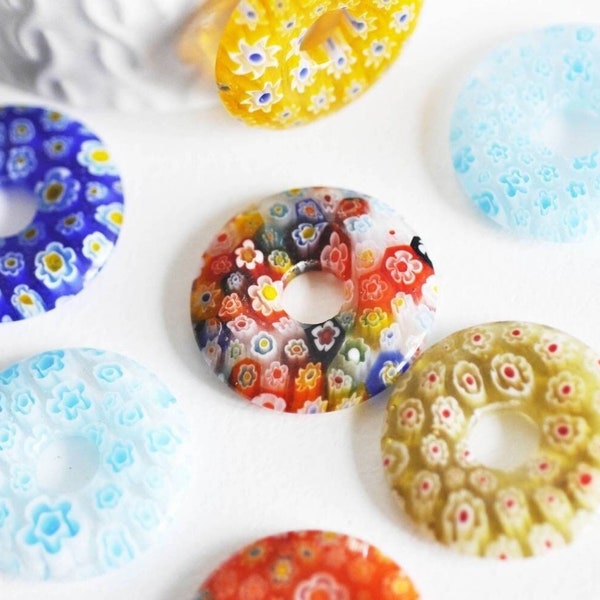 Pendentif donut millefiori,verre murano, cabochons verre, verre millefiori,fait main,pendentif rond verre,29-39mm l'unite-G1451