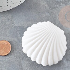 Ecrin bijou coquillage Velours blanc 3.8cm, x1 (G3339)