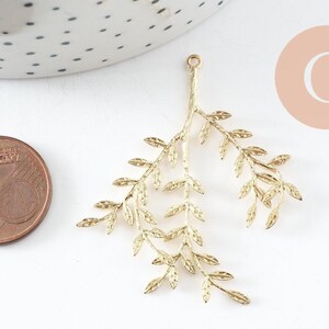 Pendentif branche feuille laiton laiton brut 48mm, x2 (G6584)