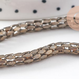 Chaine serpent écailles bronze, chaine bijou, fantaisie,grossiste chaine,5 mm, x1 metre, (G2495)