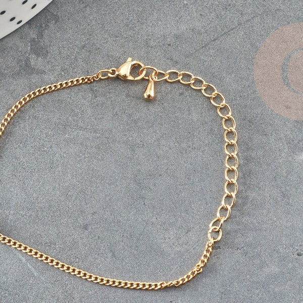 Bracelet chaine dorée maille plate 16K 2.5microns 17.7cm,bracelet chaine doree, chaine complète avec fermoir, X1 G9243