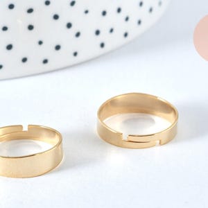 Porta anelli regolabile in acciaio placcato oro liscio, 17 mm, anello in acciaio placcato oro senza nichel, anello da donna in acciaio inossidabile x1 (G6798)