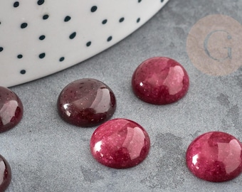 Round cabochon of natural burgundy red jade, 12mm, x1 (G0268)