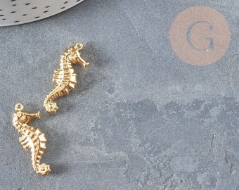 304 stainless steel gold seahorse pendant 26.5mm, beach jewelry creation, X2 G2893