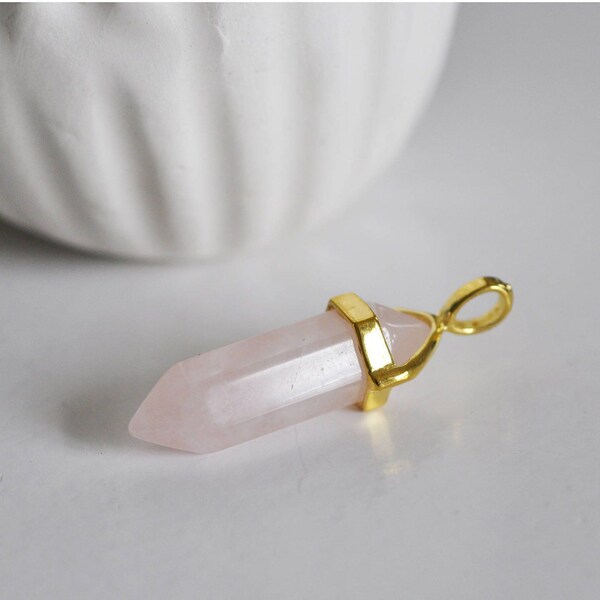 Pointed rose quartz pendant, creative supplies, raw stone, jewelry creation, stone pendant, golden pendant, natural stone-G1649