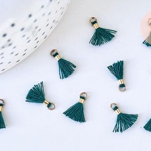 Dark green polyester pompom with gold backing, pompom decoration, pompom loops, 10-15mm, x10 G5568