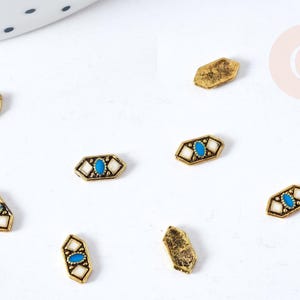 Charm à coller zamac géométrique bronze émail bleu & blanc 7.5mm, x5 (G8527)