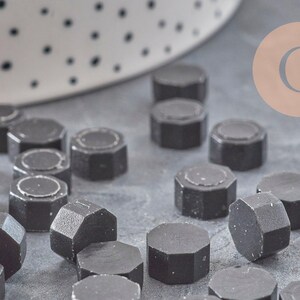 Granulés cire noire à cacheter,fourniture pour création de sceaux personnalisés pour vos sceau et invitations de mariage DIY, x100 (G4956)