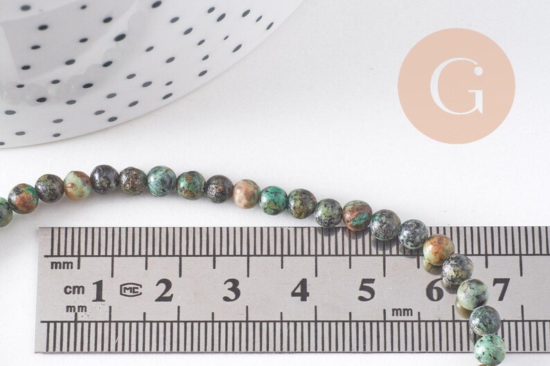 Perle turquoise africaine naturelle 4mm, x1 fil de 38cm (G1544)