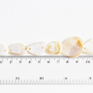 Perle connecteur ovale nacre blanche-beige naturelle nacre carré,nacre naturelle, coquillage marron,création bijoux, 20-35mm,lot de 5 G5136 image 5