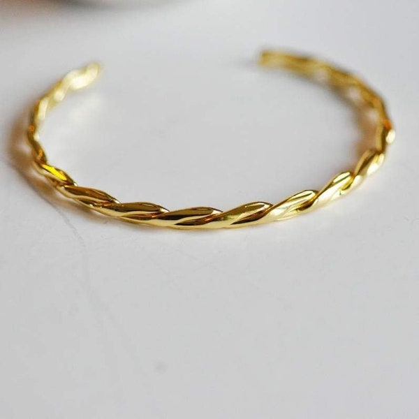 Adjustable golden bangle bracelet, 14k braid, creative supplies, golden brass, original bracelet, jewelry making, golden bracelet, 50mm -G047