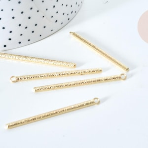 Colgante de barra de zamac arenado bañado en oro de 53,5 mm, suministro bañado en oro para creación de joyas DIY, x2 G7855