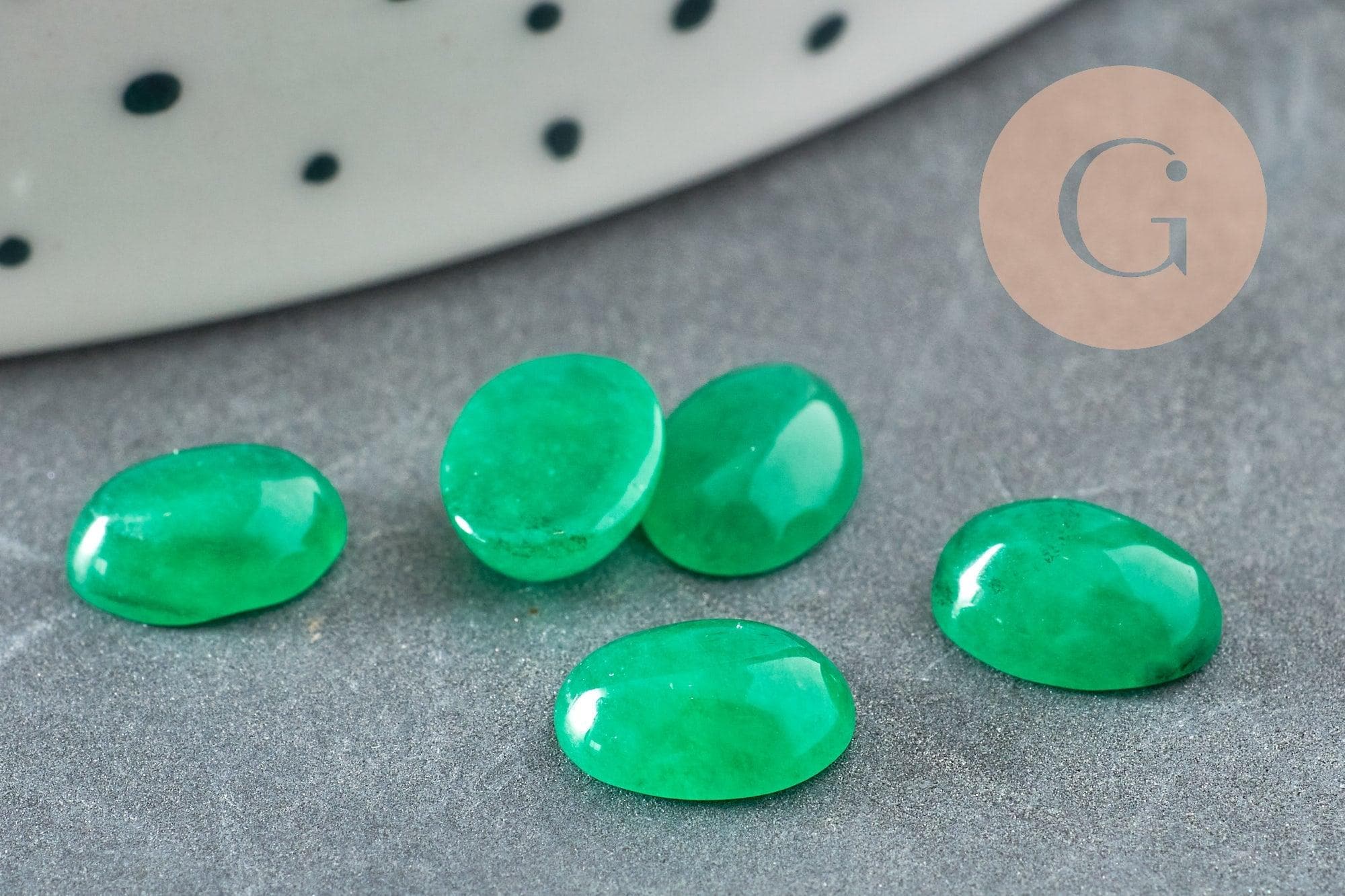❁ユッケ❁ Natural Green Jade Oval Cabochon 8x6mm, X1 (G1552) - Etsy