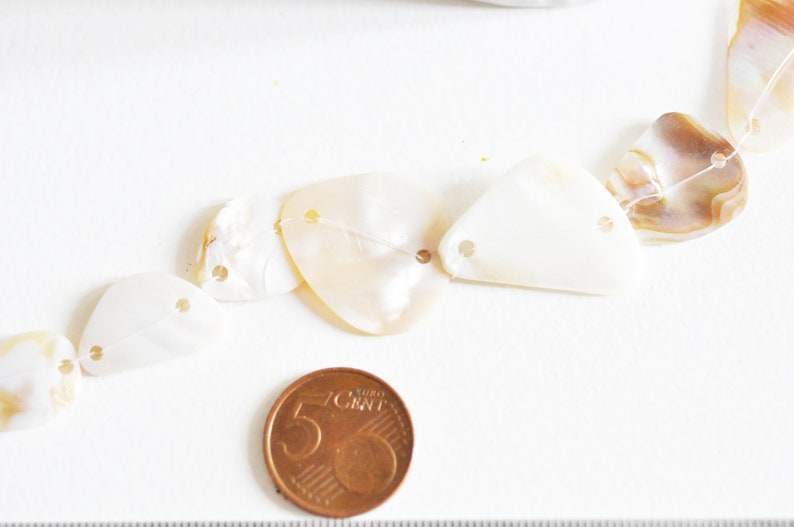 Perle connecteur ovale nacre blanche-beige naturelle nacre carré,nacre naturelle, coquillage marron,création bijoux, 20-35mm,lot de 5 G5136 image 3