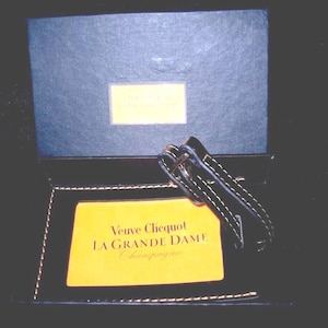 Veuve Clicquot Champagne LGD Leather Luggage Tag in Branded Box Unused