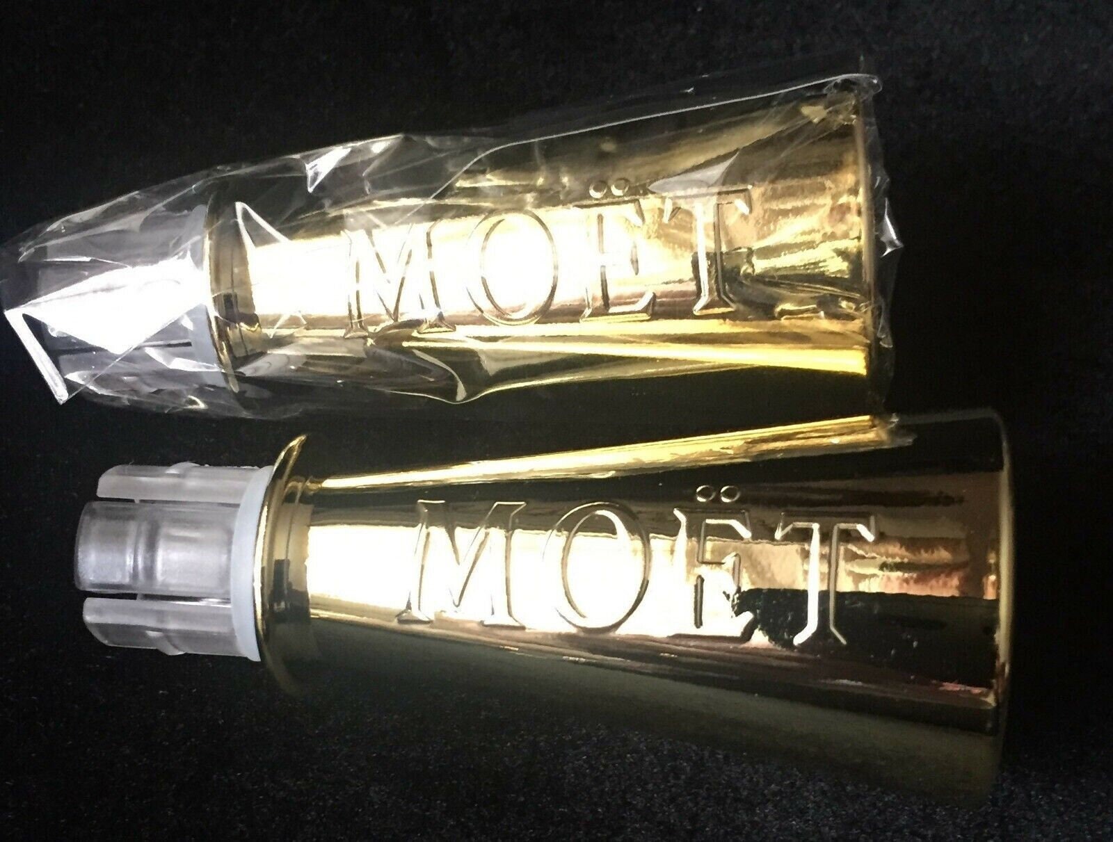 6 X Moet Chandon Champagne BOTTLE SIPPERS Golden Acrylic