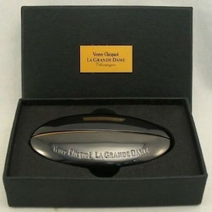 Veuve Clicquot Champagne LGD Smoky Pewter  La Grande Dame LGD Magnetic Menu Holder by C PILLET Bnib