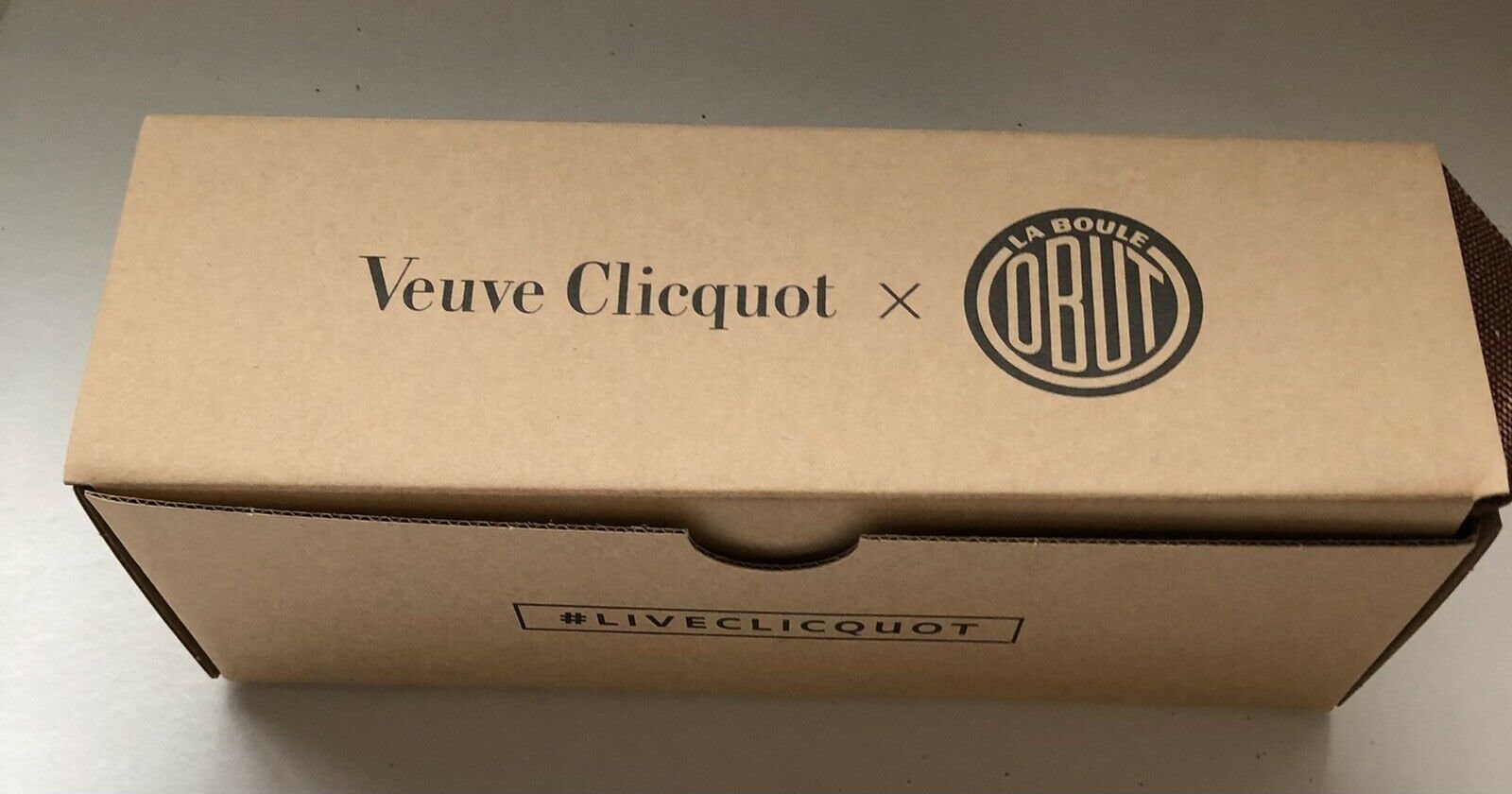 Veuve Clicquot x LOUIS VUITTON 2000 Limited Edition Petanque Ball Holder  Used