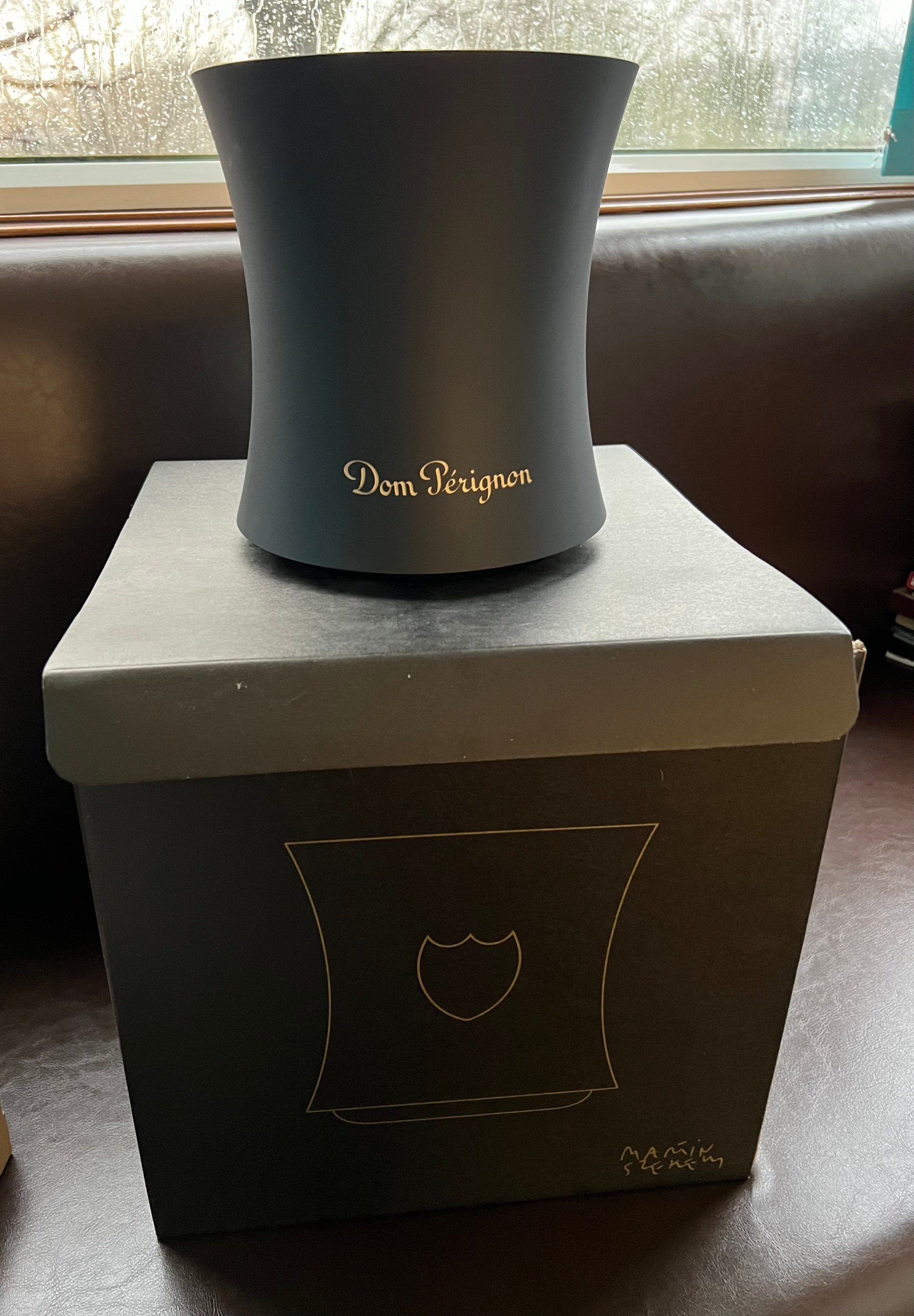 Seau à champagne double en étain Royal Selangor Vintage pour Dom Pérignon sur France | seau champagne dom perignon, seau a champagne dom perignon, seau dom perignon